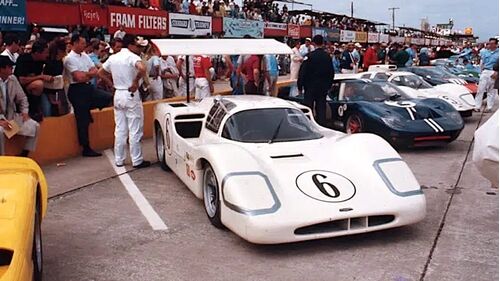 Marsh Models MM352K Chaparral 2F 1967 Kit, Phil Hill - Mike Spence - Jim Hall - Bruce Jennings - Bob Johnson - Hap Sharp