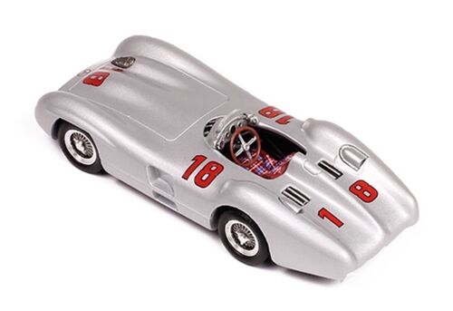 IXO Models GTM122 Mercedes W196 R Streamliner #18 'Juan Manuel Fangio' Winner Monza 1955 & F1 World Champion 1955 IXO Models GTM122 Mercedes W196 R Streamliner #18 'Juan Manuel Fangio' Winner Monza 1955 & F1 World Champion 1955